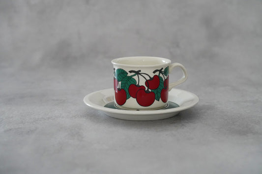 ARABIA <Kirsikka（キルシッカ）>シリーズ コーヒーカップ＆ソーサー